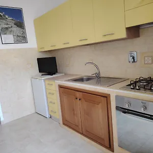 Anfora Giallo Appartamento Canneto (Lipari)